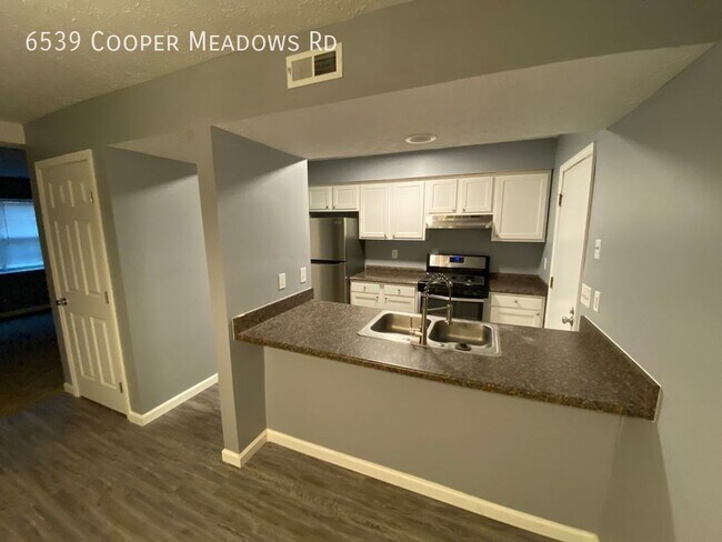 Foto del edificio - Cooper Meadows- Two Bedroom Townhome in We...