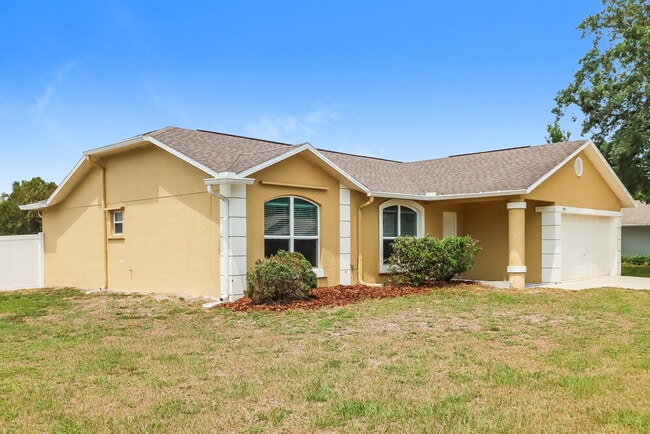 Building Photo - 8403 Yearling Ln