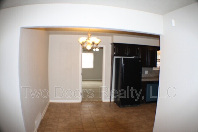 Foto del edificio - 6108 SE 3rd St