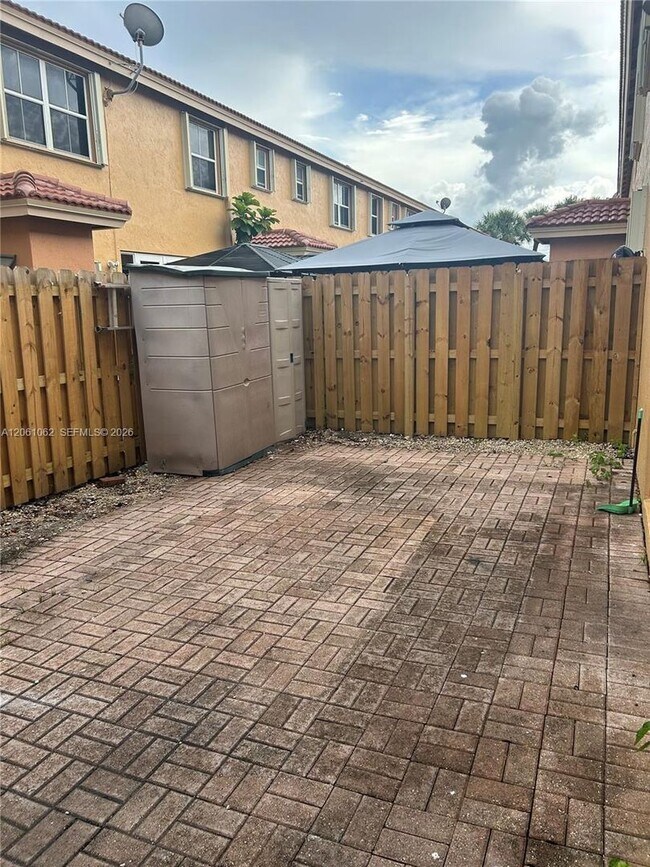 Foto del edificio - 8508 NW 141st Terrace