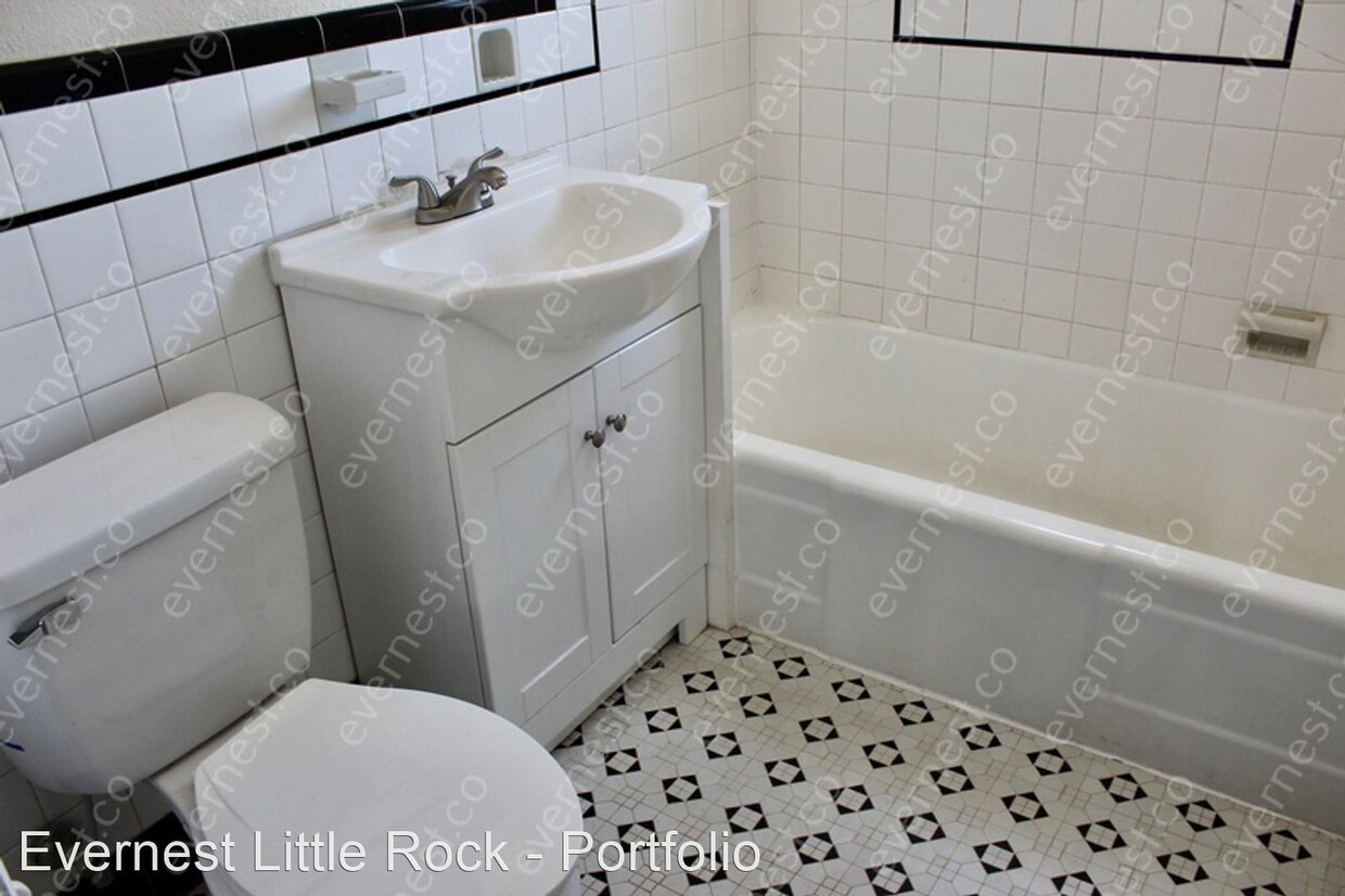 Building Photo - 1 br, 1 bath House - 1501 S Main St Apt 3