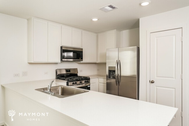 Foto del edificio - 3057 Fantasy Ter Dr