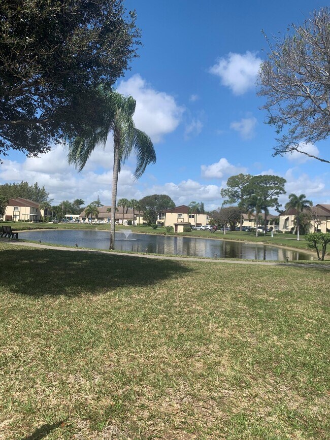Building Photo - 5795 La Paseos Dr