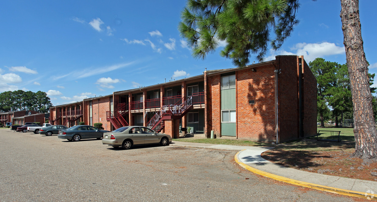 Foto del edificio - Holy Family Apartments