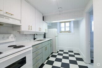 Building Photo - 1245 Rue St Marc