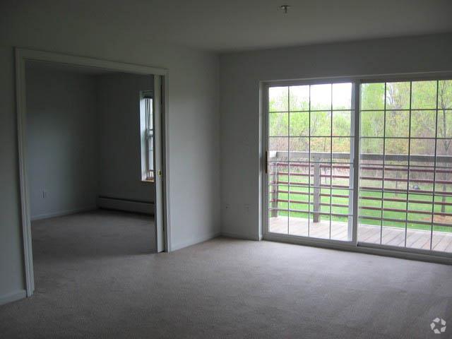 Living Room - Olde Orchard Park Apartments