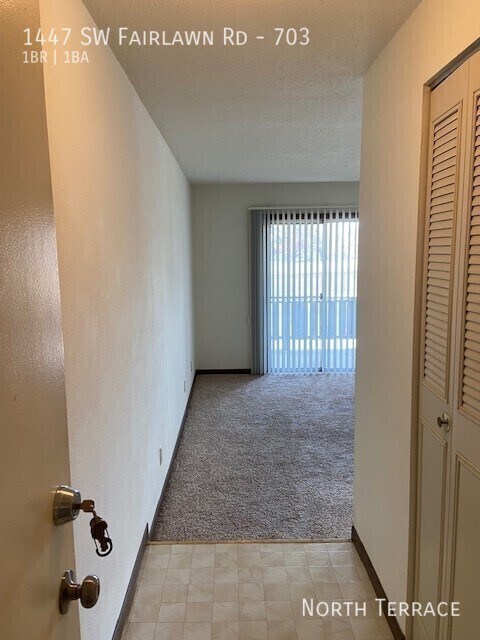 Foto del edificio - 1447 SW Fairlawn Rd