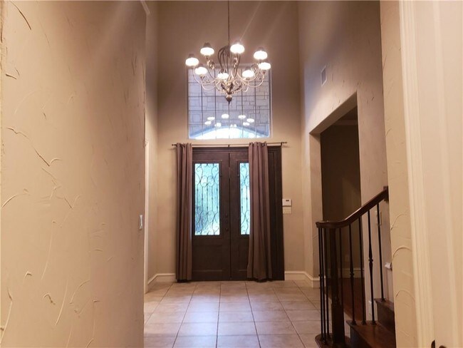 Building Photo - 458 San Gabriel Dr