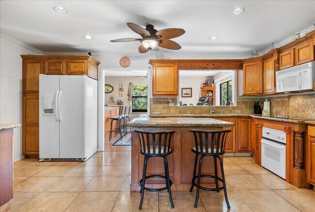 Foto del edificio - 12610 63rd Ln N