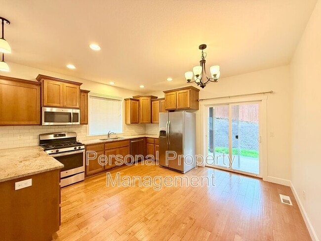 Building Photo - 2620 S 21st Ct