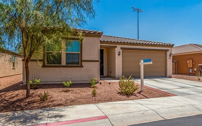 Building Photo - 5309 S 18th Pl