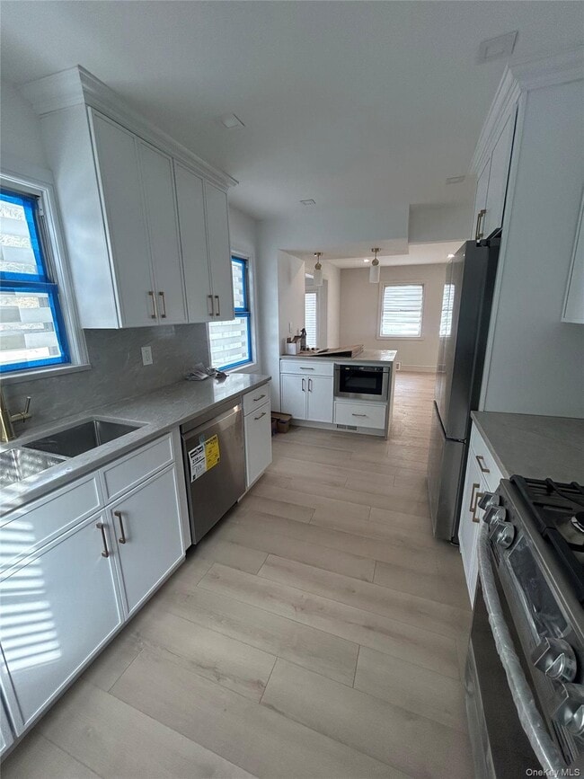 Building Photo - 6 Park Pl