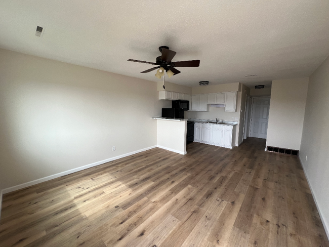 Building Photo - 3206 Heatherton Dr