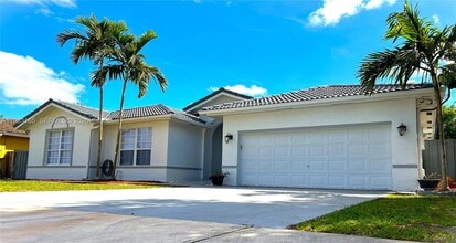 Building Photo - 15840 SW 151st Terrace