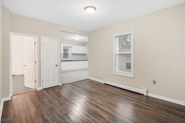 Building Photo - 50 9th Ave