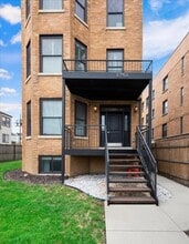 Building Photo - 3750 N Bernard St