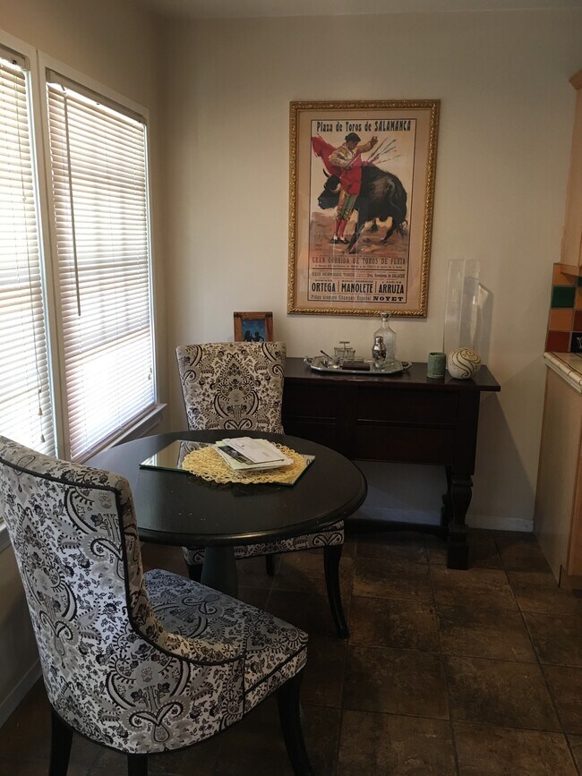 dining room - 810 Highland Ave