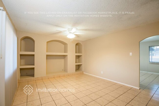 Building Photo - 4603 W Luke Ave