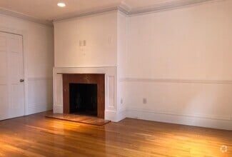 Building Photo - 254 Newbury St