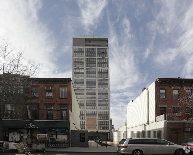 Building Photo - 424 Bedford