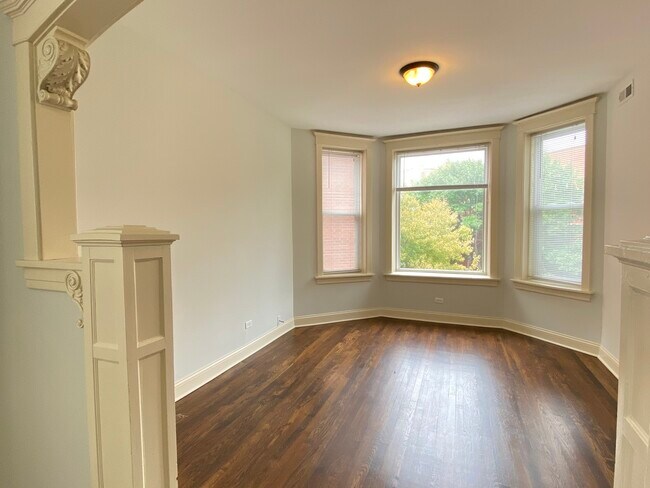 Foto del edificio - 2765 W Francis Pl