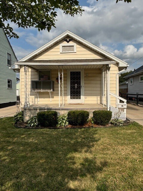 Primary Photo - 701 Dover Pl