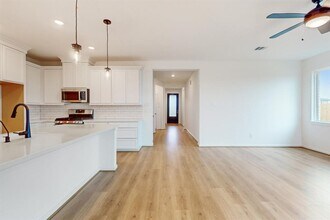 Building Photo - 21815 Sunshine Cove Ln