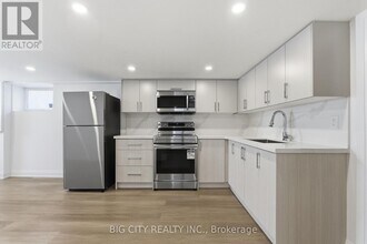 Building Photo - 203 Park Rd S