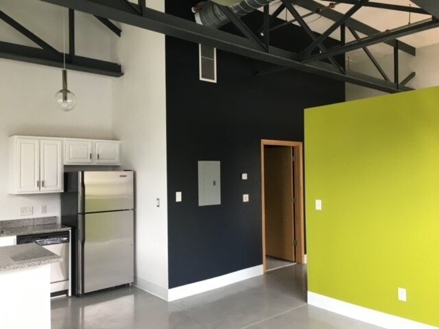 Foto del edificio - 111 E Franklin Ave