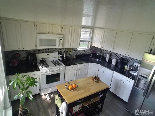 Building Photo - 361 Minstrel Ct