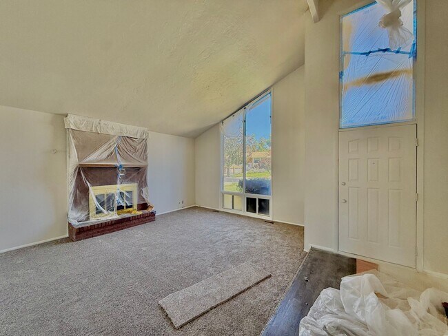 Building Photo - 6424 S Westridge St