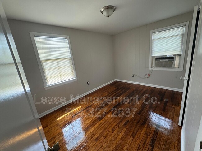 Building Photo - 6209 Pasteur Blvd