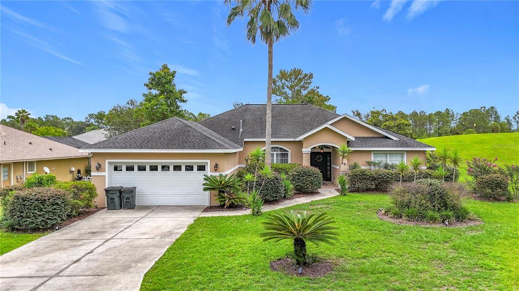 Foto principal - 30 Lake Diamond Ave