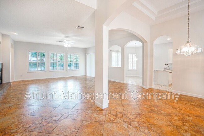 Foto del edificio - 1679 Shadowmoss Cir