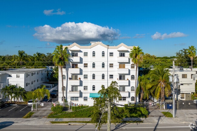 Exterior of Building - 3052 SW 27th Ave