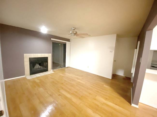 Foto del edificio - 653 TX-337 Loop