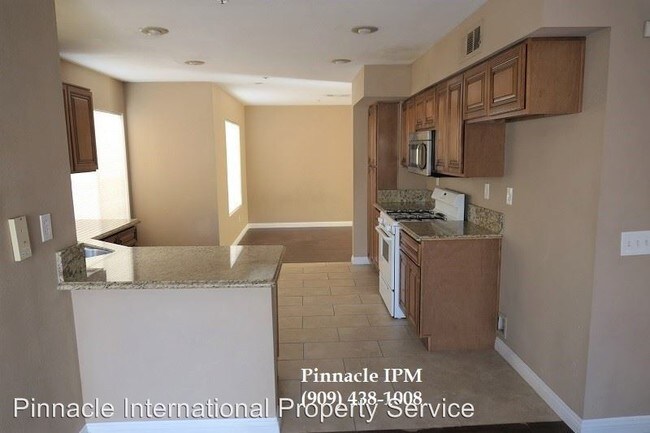 Building Photo - 3 br, 2 bath House - 11566 Silver Spur Ave.