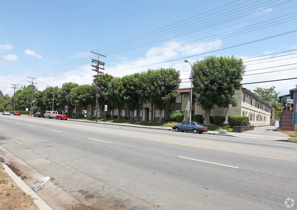 130 Apartments Available for Rent in Van Nuys, CA