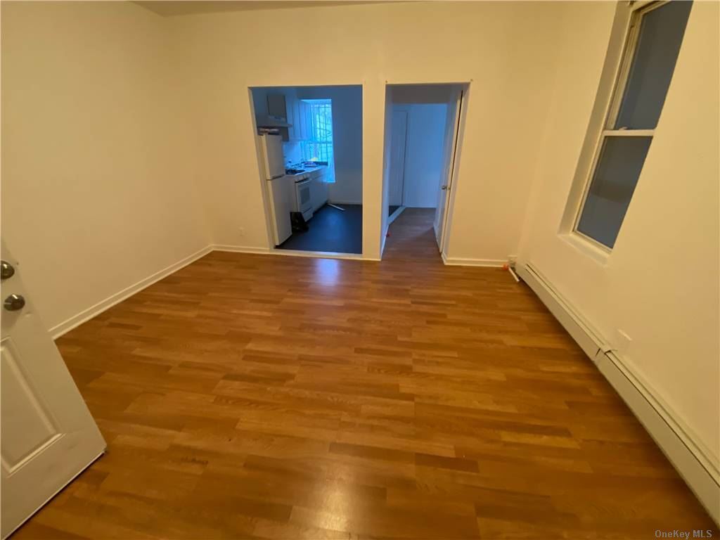 752 Glenmore Ave, Brooklyn, NY 11208 Room for Rent in Brooklyn, NY