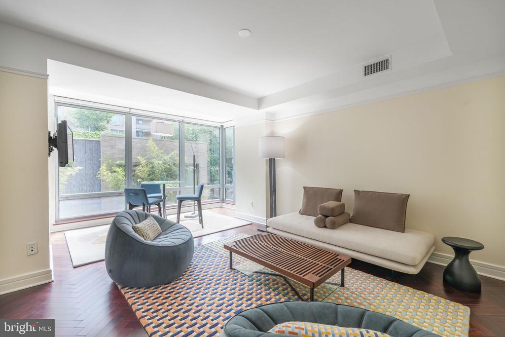 Foto principal - 1111 23rd St NW