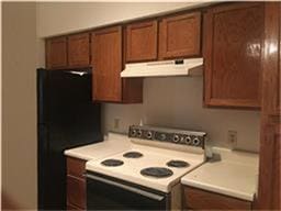 Foto del edificio - 8055 Cambridge St
