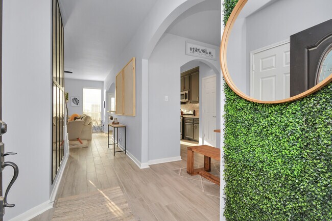 Foto del edificio - 7519 Woodland Gate Dr