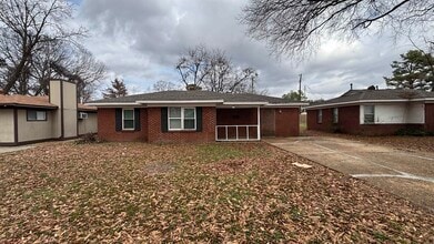 Building Photo - 5022 Byron Rd
