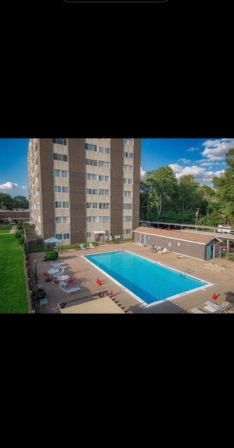 Foto del edificio - 1100 Erie Ave