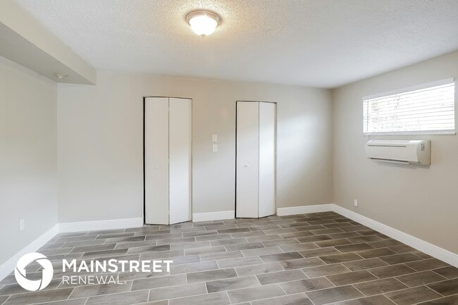 Building Photo - 2360 NW 60th Ave