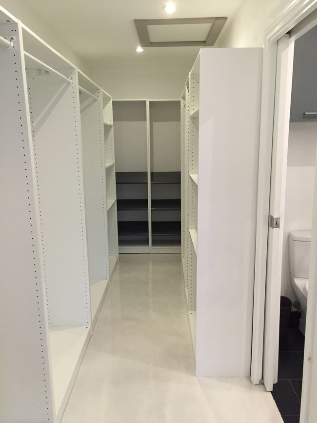Master Walk-In Closet - 724 Longfellow Ave
