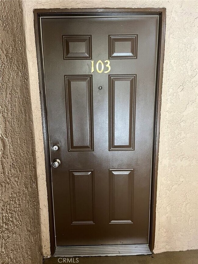 Foto del edificio - 5418 Hermitage Ave