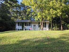 Building Photo - 173 Jarnigan Dr