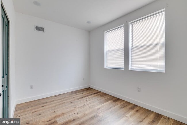 Building Photo - 4243 Mantua Ave