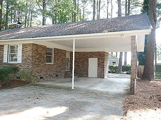 Building Photo - 233 Westview Park Dr
